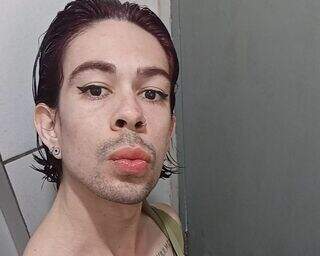 Cansado do preconceito, irmão caçula de Eliza Samudio decide falar