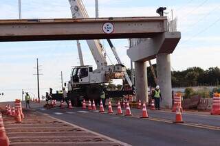 Constru&ccedil;&atilde;o de viaduto sobre a BR-163 come&ccedil;a a ganhar forma