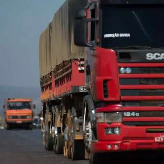 Frete de caminh&otilde;es tem novo reajuste e aumento chega a 3,55%