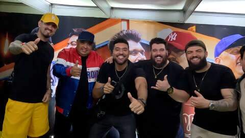 Arrastando multid&atilde;o, &#039;C&ecirc; T&aacute; Doido&#039; leva o sertanejo raiz &agrave; nova gera&ccedil;&atilde;o