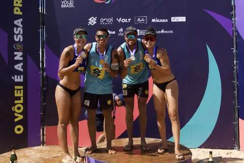 Circuito nacional de v&ocirc;lei de praia tem vit&oacute;ria dupla para MS