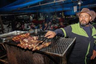 Barraca do Gordo guarda 40 anos de espeto e amor familiar pelas feiras