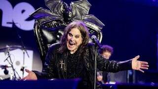 Ozzy Osbourne, l&iacute;der do Black Sabbath, morre aos 76 anos 