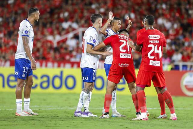 Bahia perde para Am&eacute;rica de Cali e est&aacute; fora da Sul-Americana