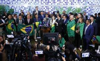 Deputado convoca manifestações na Capital e Dourados para "dar voz" a Bolsonaro Deputado convoca manifestações na Capital e Dourados para "dar voz" a Bolsonaro