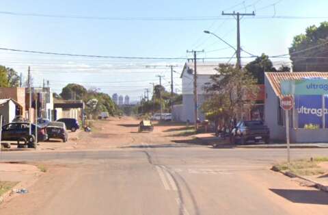 Motorista de aplicativo arranca chave e foge a p&eacute; para escapar de assaltantes