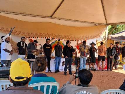 Em evento, coordenador defende ind&iacute;genas como gestores ambientais