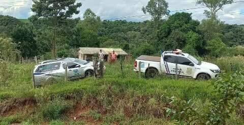 Pol&iacute;cia investiga assassinato de adolescentes encontrados em &aacute;rea alagada