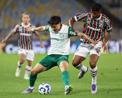 Palmeiras vira sobre o Fluminense e assume terceiro lugar no Brasileir&atilde;o