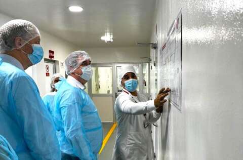 Empresa boliviana instalar&aacute; 1&deg; ind&uacute;stria de medicamentos em MS