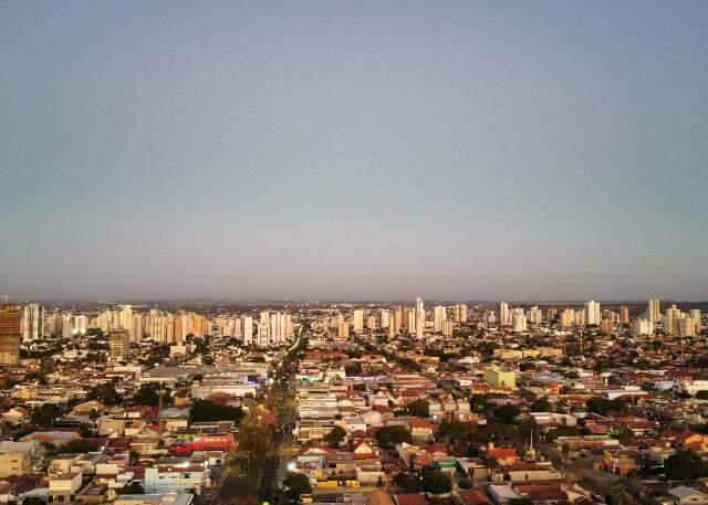 Tempo vira no fim de semana em MS com chegada de nova frente fria