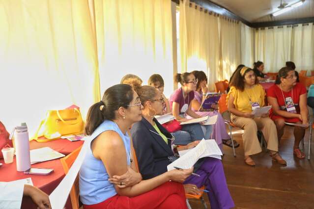 Viol&ecirc;ncia contra a mulher &eacute; tema de confer&ecirc;ncia municipal retomada ap&oacute;s 10 anos
