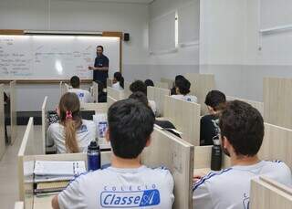 Escola sul-mato-grossense alcança pódio nacional no Enem e revela seu método Escola sul-mato-grossense alcança pódio nacional no Enem e revela seu método
