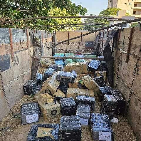 Motorista alega sequestro ao ser flagrado com 5 toneladas de maconha