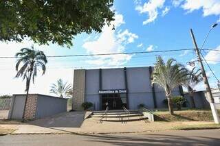 Prefeitura tenta h&aacute; 9 anos recuperar &aacute;rea invadida por igreja fundada por Olarte