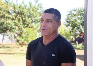 &ldquo;Cuidar do que &eacute; seu&rdquo;: propriet&aacute;rios d&atilde;o exemplo ao manter terrenos sempre limpo