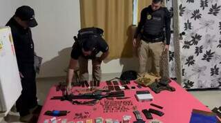 Traficante que escapou de atentado &eacute; preso com armas e blindados