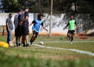 Em crise dentro e fora de campo, Oper&aacute;rio encerra temporada 2025 neste s&aacute;bado 