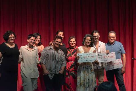 Est&atilde;o abertas inscri&ccedil;&otilde;es para Noite da Poesia com premia&ccedil;&atilde;o em dinheiro