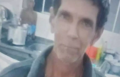 Idoso vira r&eacute;u por matar garota de programa e atirar na amiga dela