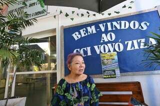 Senhas trocadas, receitas salvas e likes: a vida online das av&oacute;s