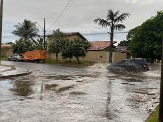 Chuva acaba com 35 dias de seca e temperatura cai para 16,5&deg;C