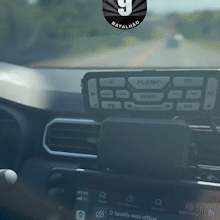 Homem &eacute; preso ap&oacute;s tentar jogar carro com fam&iacute;lia em outros ve&iacute;culos na BR-163
