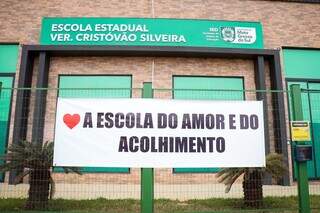 Legado de &#039;vereador da educa&ccedil;&atilde;o&#039; &eacute; eternizado em escola estadual