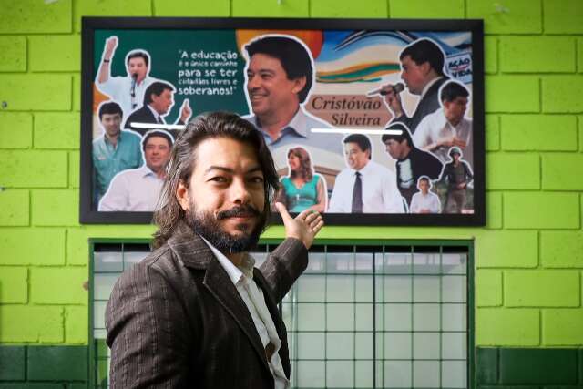 Legado de &#039;vereador da educa&ccedil;&atilde;o&#039; &eacute; eternizado em escola estadual