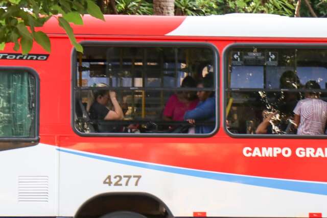 Diarista que fraturou a coluna em &ocirc;nibus ganha pens&atilde;o vital&iacute;cia na Justi&ccedil;a