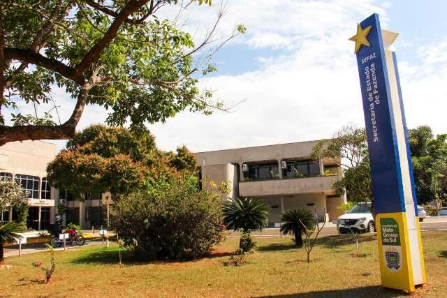 MS gasta quase a metade do que arrecada com folha
