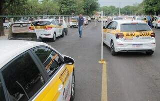 Voc&ecirc; &eacute; a favor de acabar com a obrigatoriedade da autoescola para tirar a CNH?