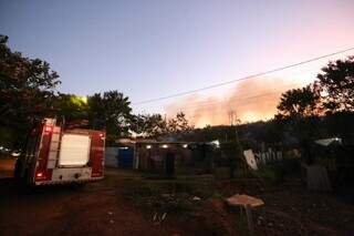 Inc&ecirc;ndio na &aacute;rea do antigo lix&atilde;o deixa moradores de barracos apreensivos