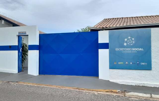 A&ccedil;&atilde;o oferece cadastro para vagas de emprego a ex-detentos e familiares 