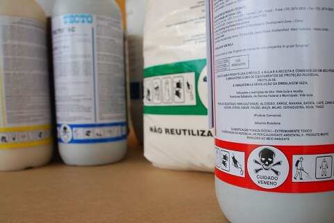 Ap&oacute;s banimento, agrot&oacute;xico cancer&iacute;geno quase desaparece da &aacute;gua e da comida
