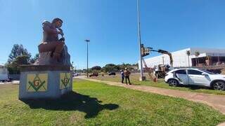 Radares s&atilde;o instalados nas ruas para teste da licita&ccedil;&atilde;o dos equipamentos