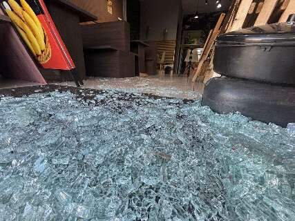 Restaurante &eacute; alvo de dois furtos em menos de 48 horas