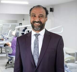 Vagas limitadas: Areno inicia triagem de pacientes modelo para implantes Vagas limitadas: Areno inicia triagem de pacientes modelo para implantes