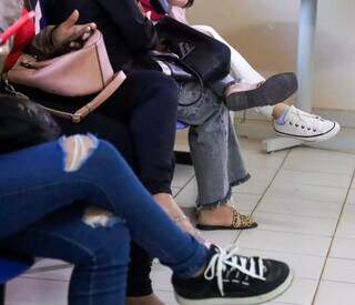 Entre adolescentes e adultas, 50 mulheres participam de mutir&atilde;o para receber DIU