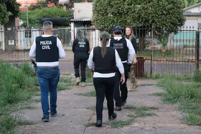 &ldquo;Agressor que viola ordem judicial &eacute; alerta para feminic&iacute;dio&rdquo;, diz delegada