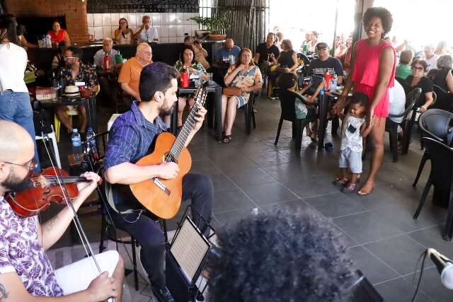 Bar na Vila Morumbi se torna nova casa do choro em Campo Grande