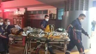 Jovem baleado no peito &eacute; encontrado ao lado da moto e morre no hospital