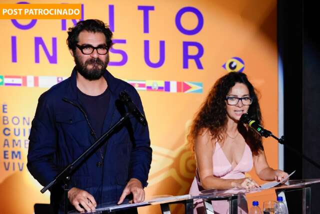 Thiago Lacerda e Claudia Ohana anunciam vencedores do Cinesur
