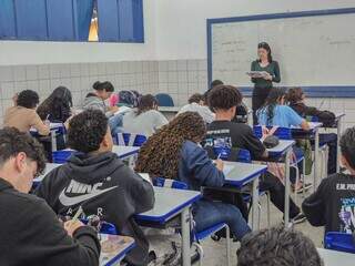 &ldquo;Agora come&ccedil;a a correria&rdquo;: 115 mil alunos da Reme voltam &agrave;s aulas nesta segunda