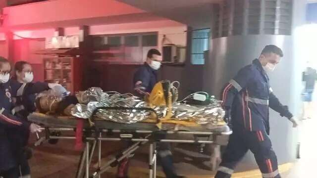 Fam&iacute;lia acredita que jovem foi assassinado por engano no lugar de amigo