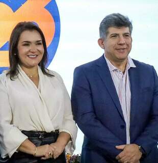 Adriane puxa a orelha dos deputados estaduais Adriane puxa a orelha dos deputados estaduais