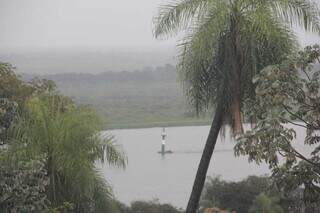 Chuva volta a Corumbá após dois meses e traz alívio parcial ao Rio Paraguai Chuva volta a Corumbá após dois meses e traz alívio parcial ao Rio Paraguai
