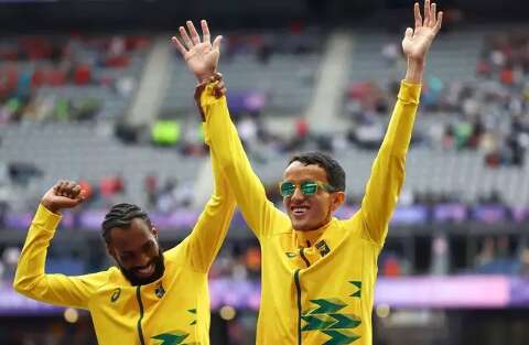 Com &quot;foco e cora&ccedil;&atilde;o&quot;, Yeltsin vai &agrave; &Iacute;ndia buscar novo ouro no Mundial