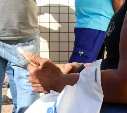 &ldquo;Ganhei tr&ecirc;s TVs&rdquo;: liga&ccedil;&atilde;o mostra como golpistas enganam quase 60 idosos por m&ecirc;s