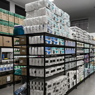 Java Med inaugura loja com produtos hospitalares, descart&aacute;veis e limpeza